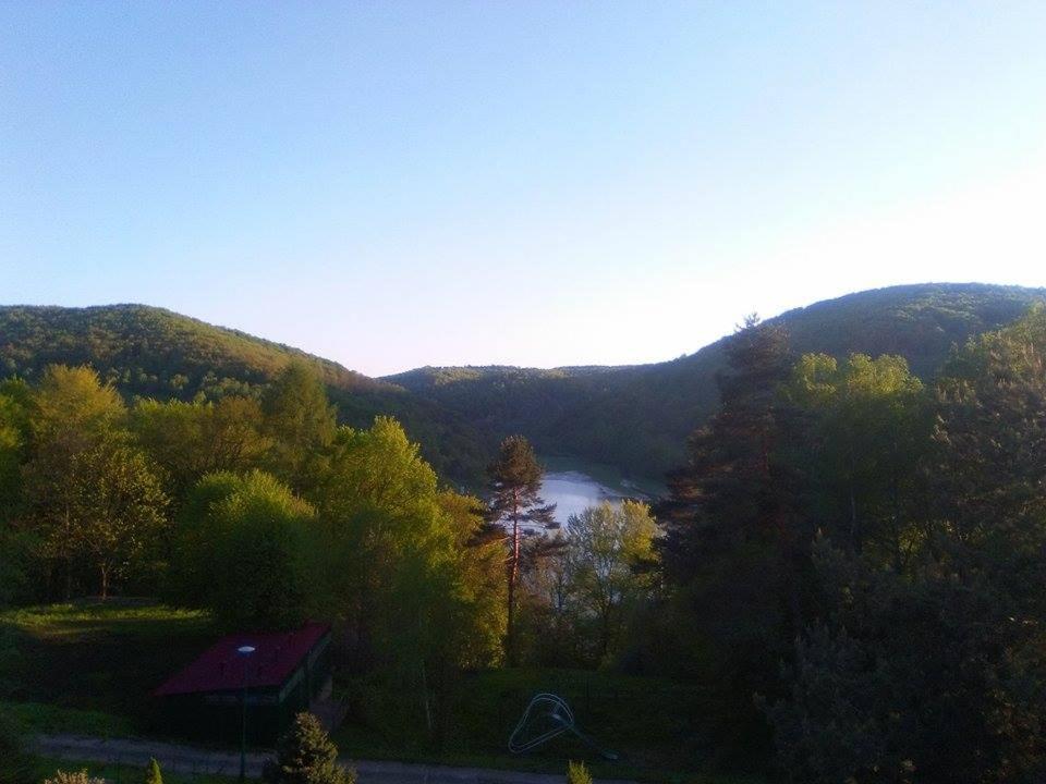 Osrodek Wypoczynkowy " Bieszczady" Hotell Myczkowce Eksteriør bilde