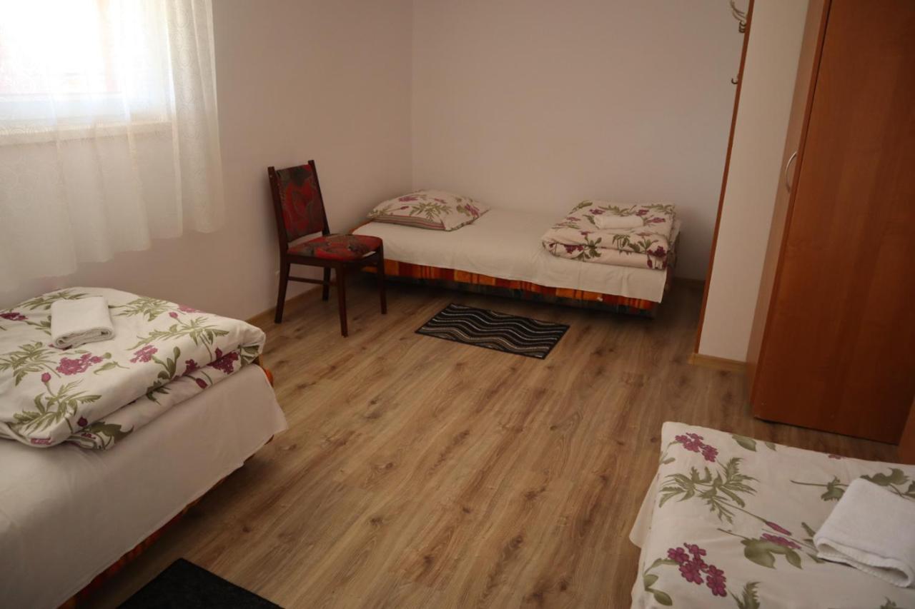 Osrodek Wypoczynkowy " Bieszczady" Hotell Myczkowce Eksteriør bilde