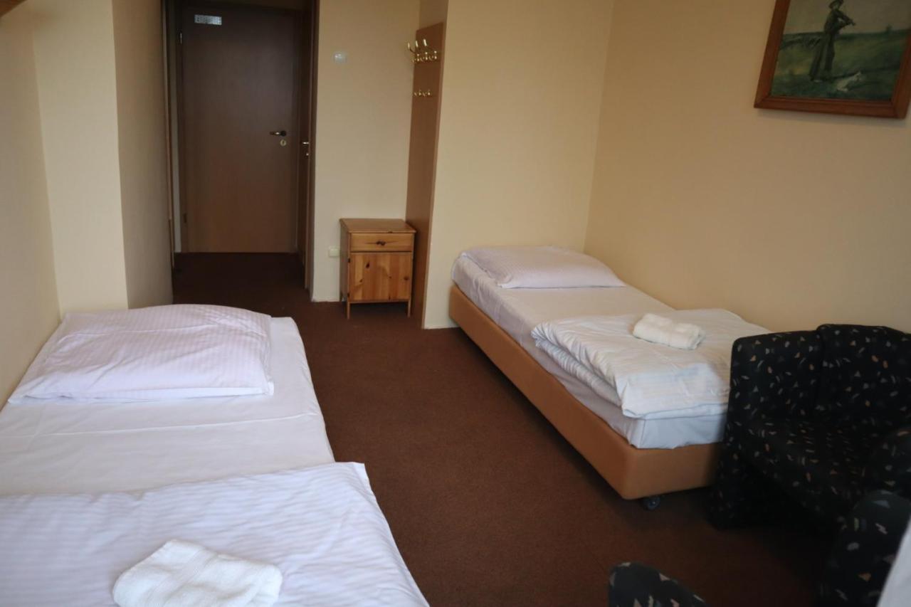 Osrodek Wypoczynkowy " Bieszczady" Hotell Myczkowce Eksteriør bilde
