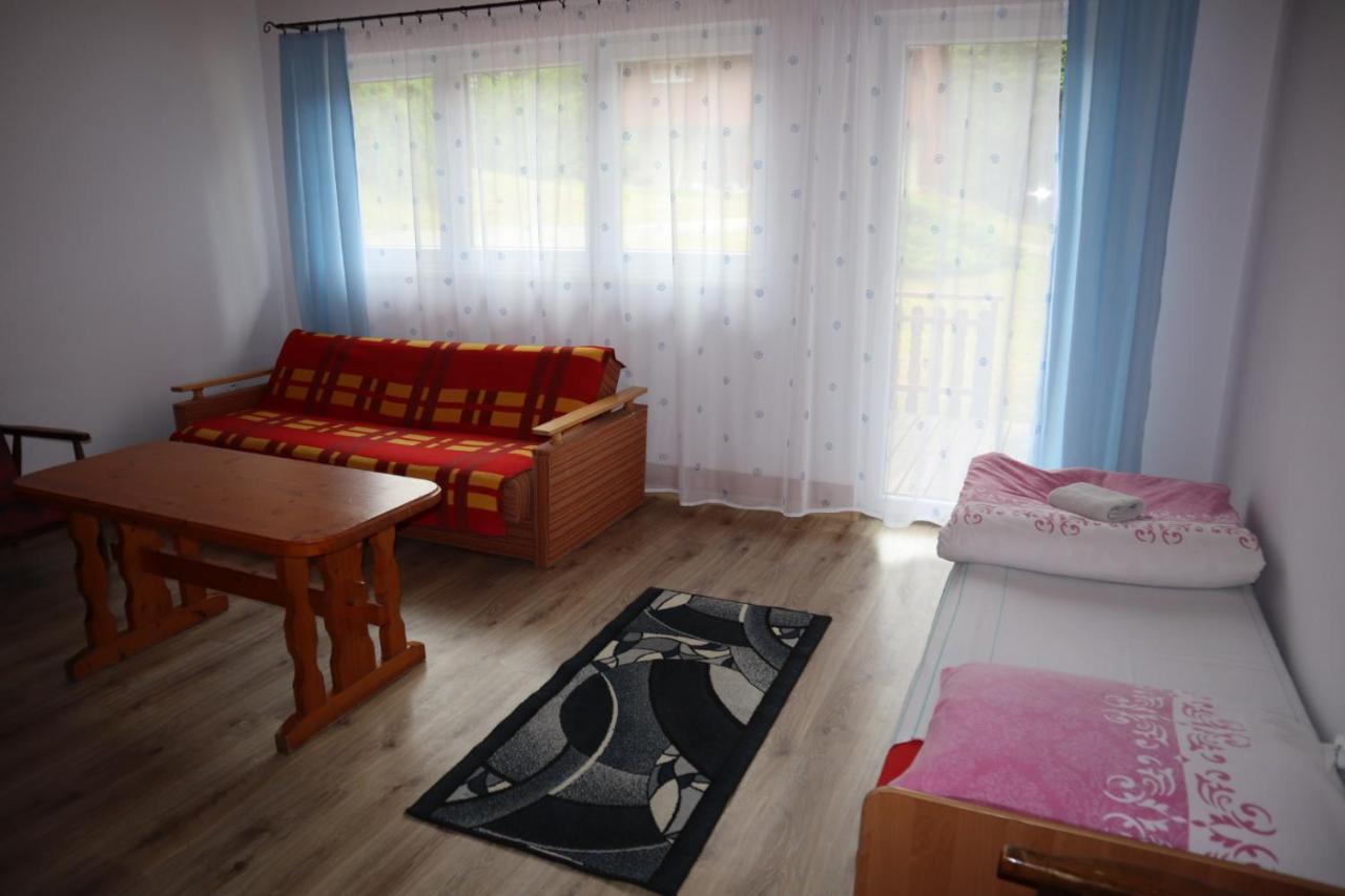 Osrodek Wypoczynkowy " Bieszczady" Hotell Myczkowce Eksteriør bilde