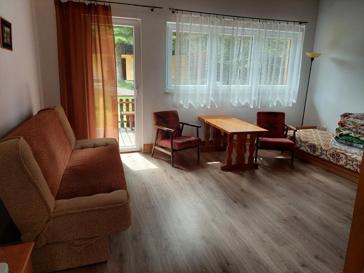Osrodek Wypoczynkowy " Bieszczady" Hotell Myczkowce Eksteriør bilde
