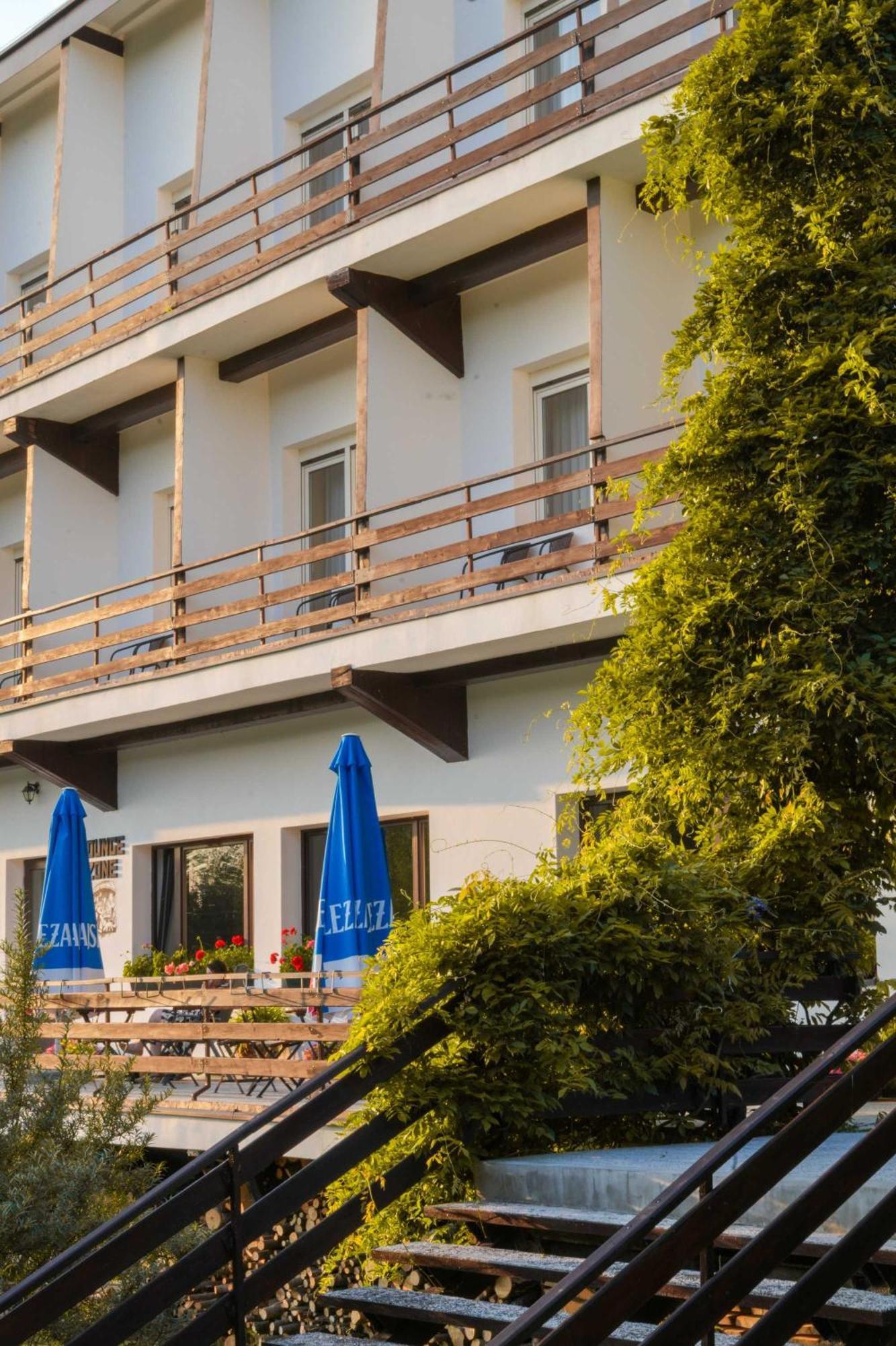 Osrodek Wypoczynkowy " Bieszczady" Hotell Myczkowce Eksteriør bilde